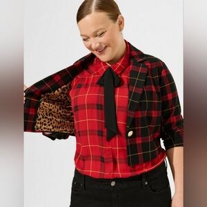 NWT Torrid Betsey Johnson Luxe Ponte Bolero Blazer